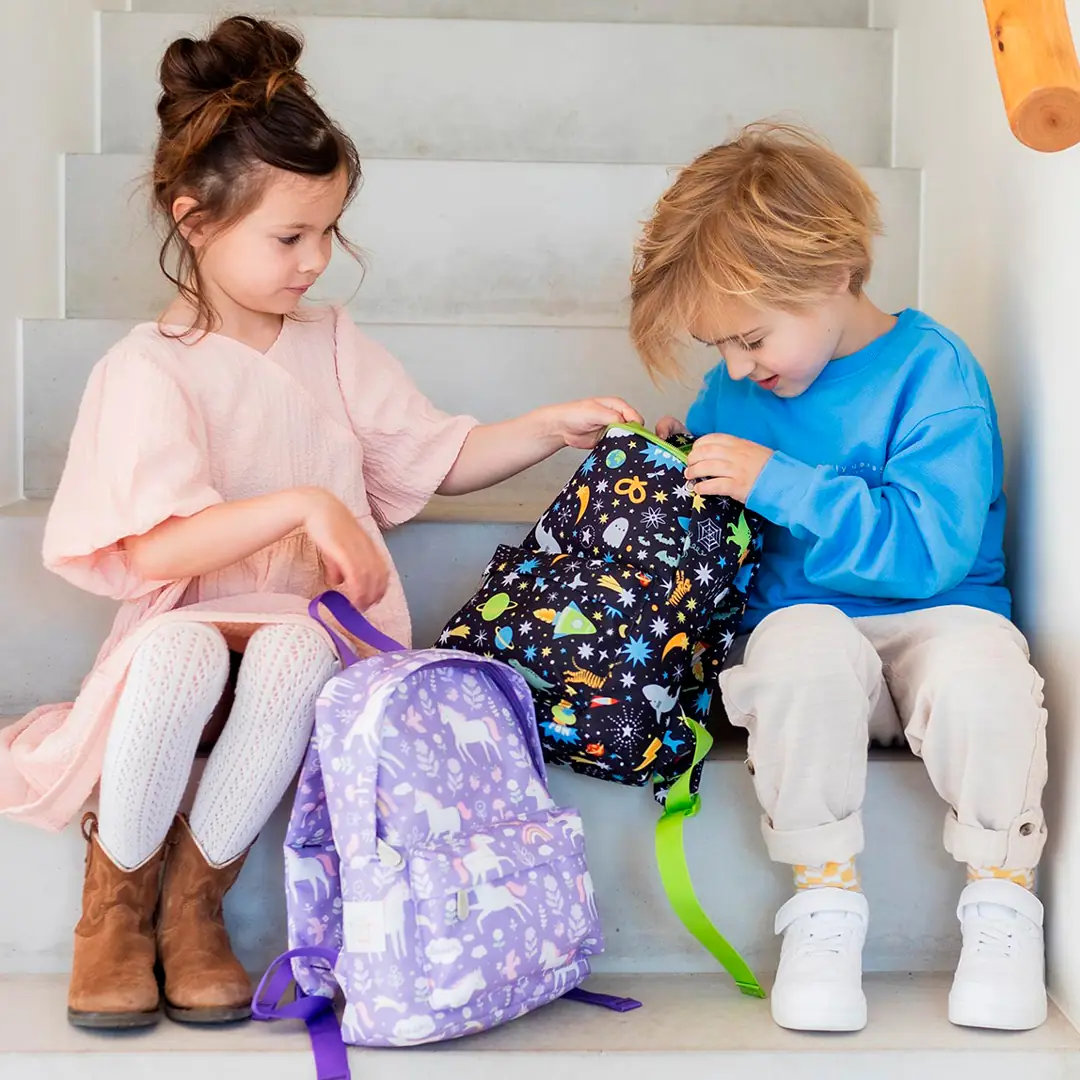 Mini rucsac Galaxie de la A Little Lovely Company personalizabila