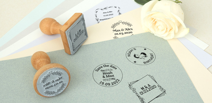 https://d1fw31bt5svviq.cloudfront.net/img/category_personalized_wooden_stamps_b_686x333.jpg.jpg