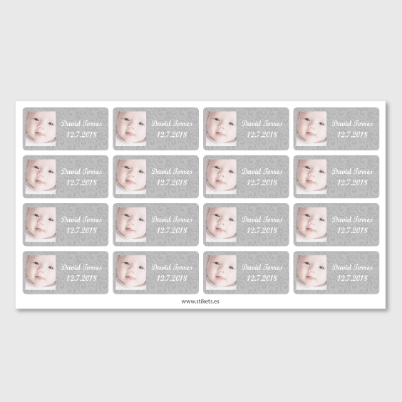 Etiquetes rectangulars amb foto i marc per a batejos