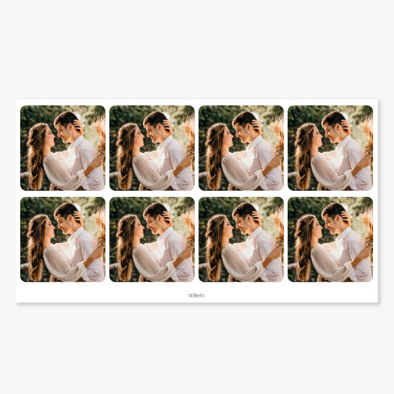 Square photo tags for weddings