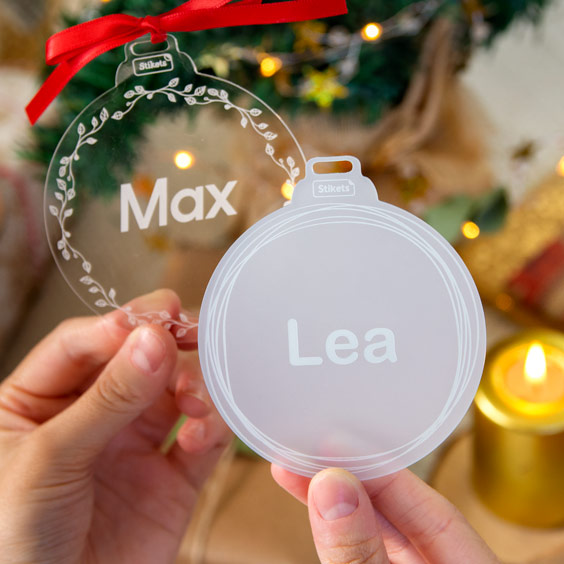 Bolas de Natal personalizadas em acrílico