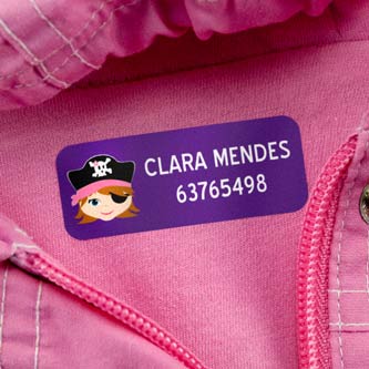 Etiquetas para roupa médias