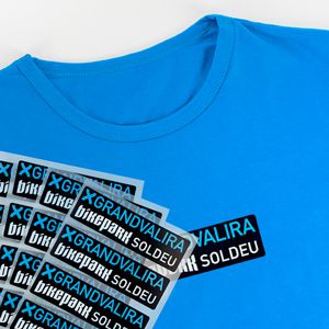 Egendesignade strykbara etiketter