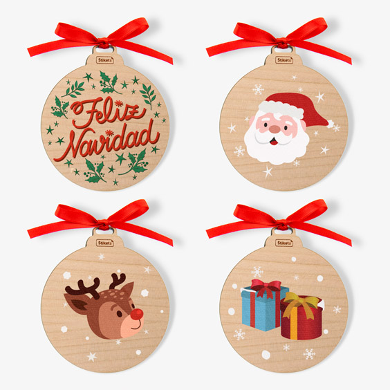 Pack de bolas de Navidad de madera con clásicos navideños 