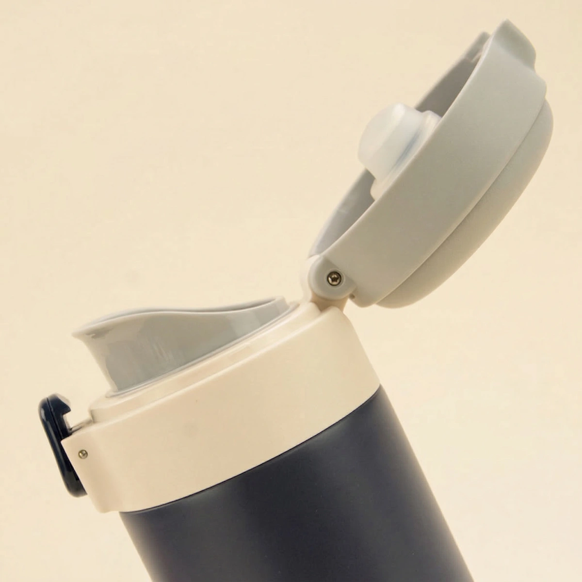 Gourde en acier inoxydable Monbento 360ml rose