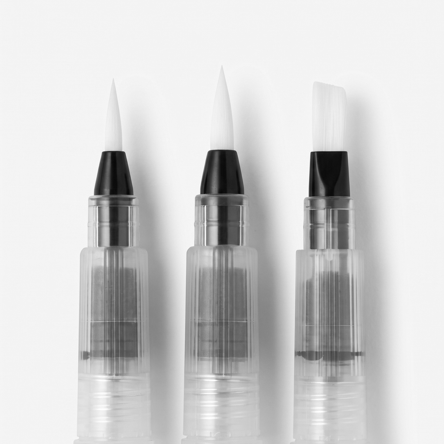 Set of 3 CARIOCA refillable water brushes with assorted tips Set of 3 CARIOCA refillable water brushes with assorted tips