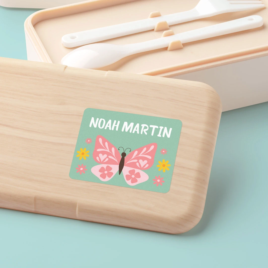 Themed labels for bottles and lunch boxes