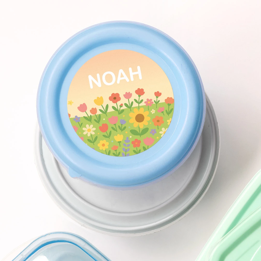 Themed labels for bottles and lunch boxes
