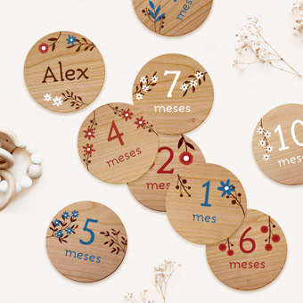 Customized Wooden Baby Month Signs