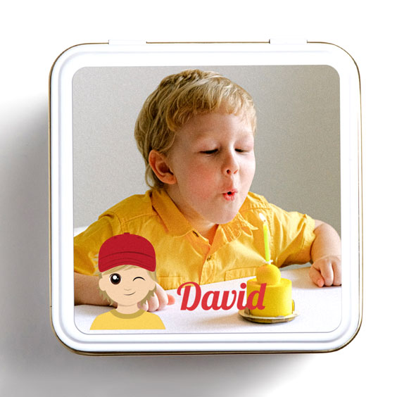 Square labels with photo for birthdays
