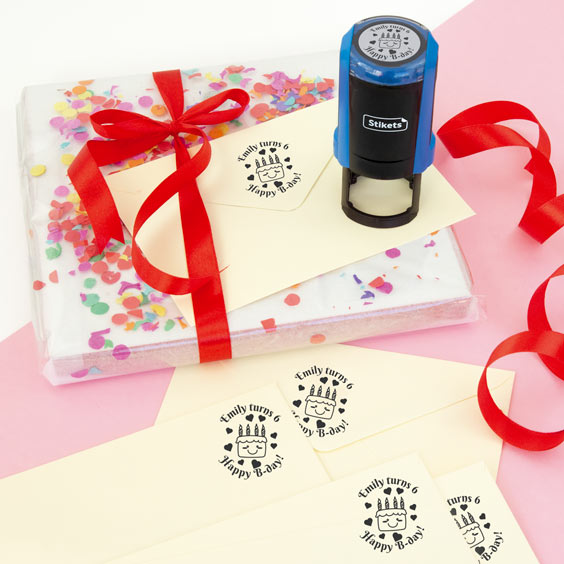 Personalised round stamp for gifts and birthdays