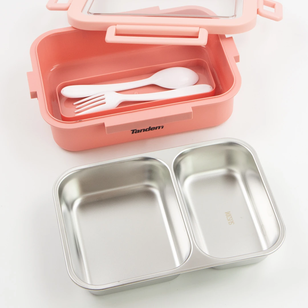 Customisable Tandem pink lunch box with compartments