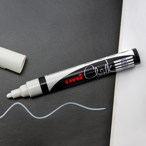 White liquid chalk pen